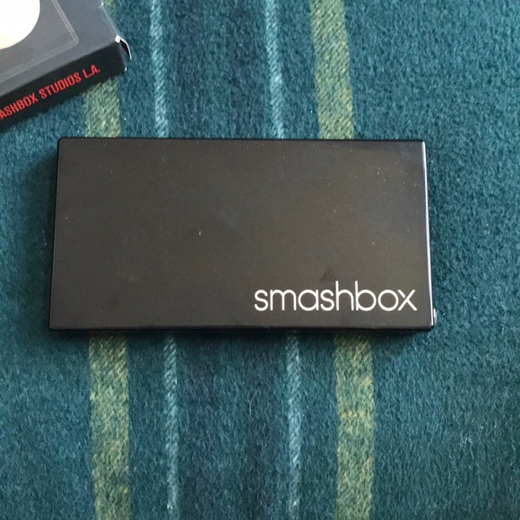 Smashbox L.A. lights blush and highlight palette - Picture 3 of 5